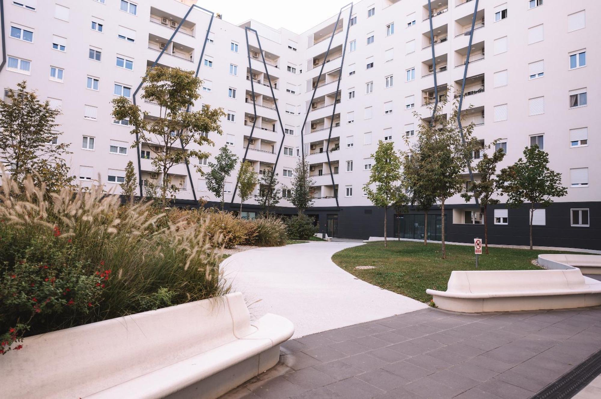 Flexible Selfcheckins 66 - - Loggia - 80m2 - New - Luxury - Garage - 2 Bedrooms Zagreb